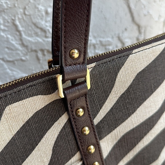 Michael Kors animal print zippered top tote - Picture 6 of 16